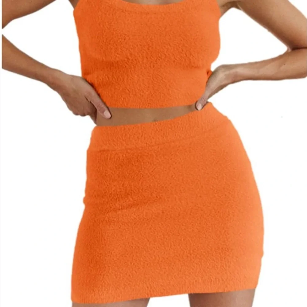 SOLD⭐️ NWT 2-Piece Set Knitted Sleeveless Crop Top and Mini Skirt Loungewear - Picture 2 of 16